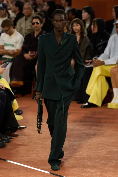 Look 54